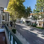Lovely Two Bedroom Cascais Center
