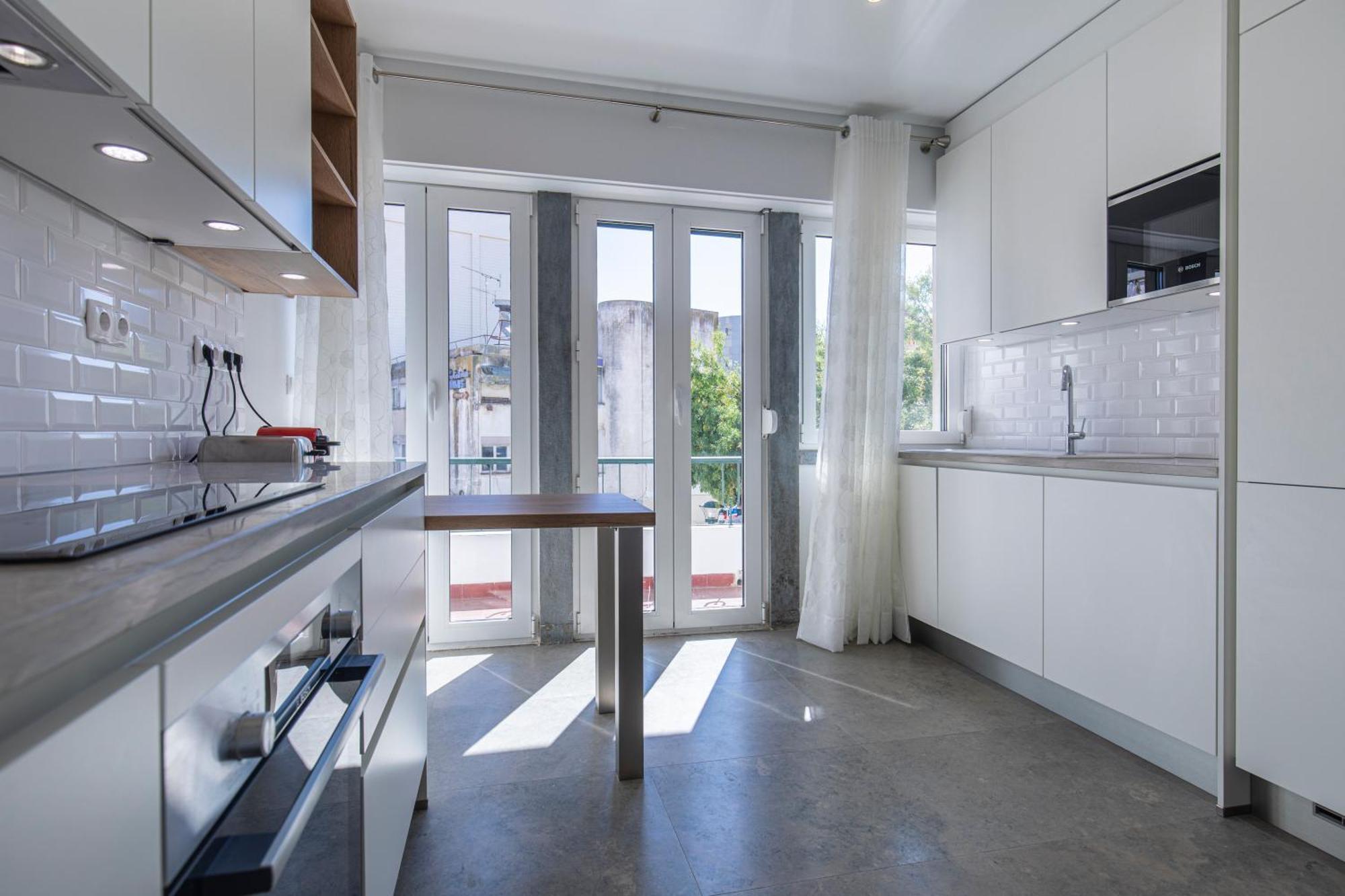 Lovely Two Bedroom Center Apartment Cascais